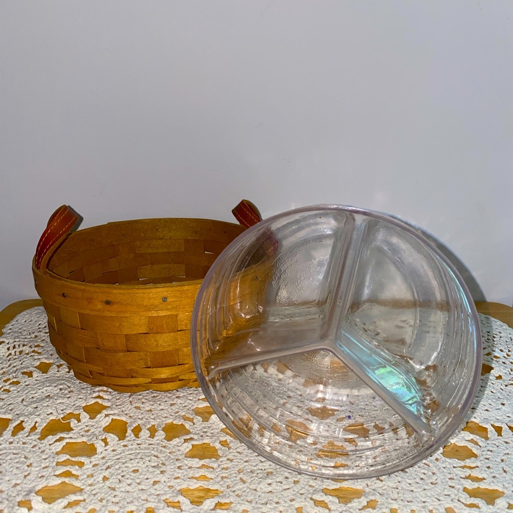 Longaberger Round Button/Sewing Basket w/ Divided Plastic Liner